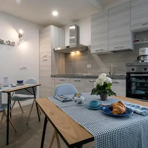  Guest house Maisonette Park